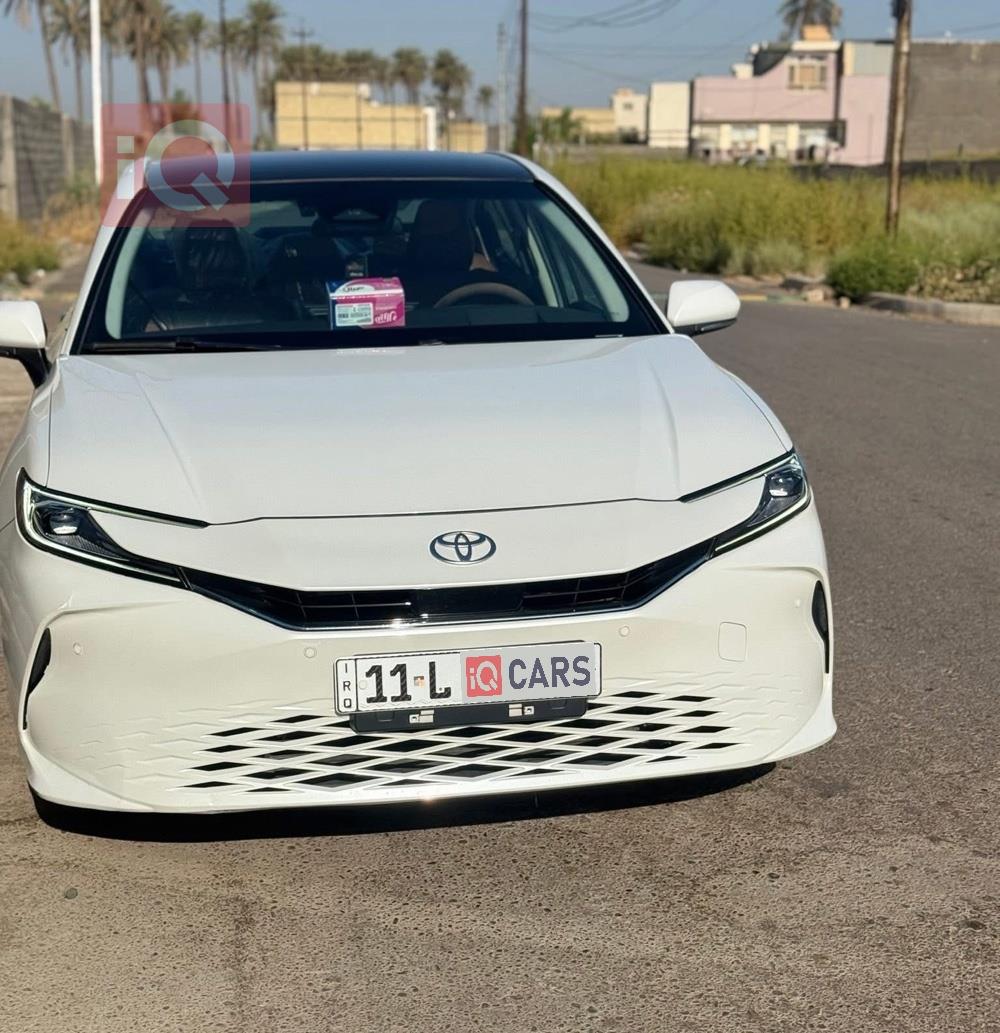 تۆیۆتا کامری